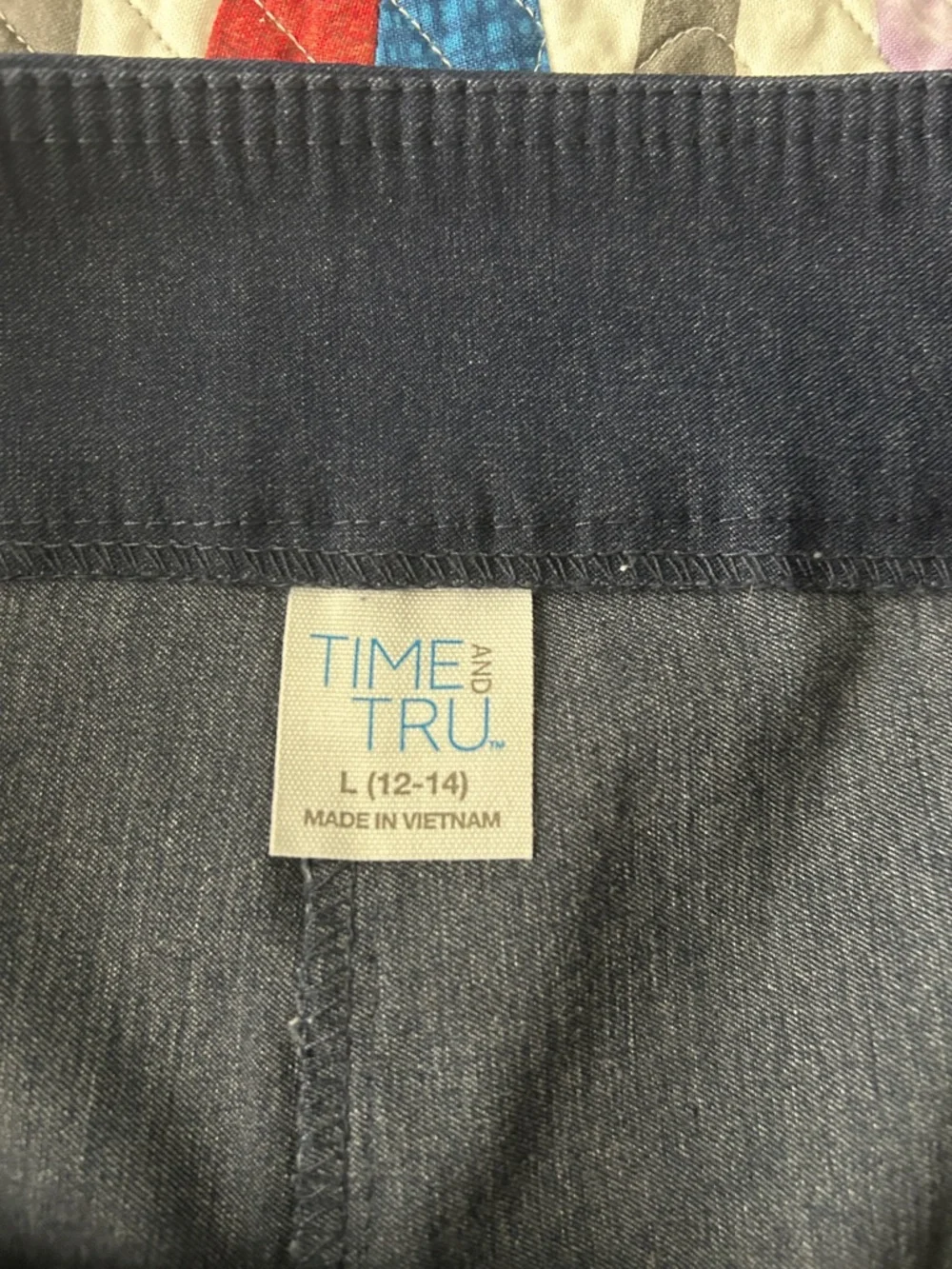 Time and Tru Navy High-Rise Pull-On Dress Shorts - Picture 2 of 2